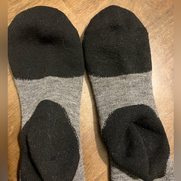 Smartwool Ski Cushioned Snowboard Snow Socks - Like New! ❄️ - Picture 5 of 7